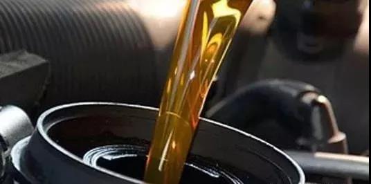 機(jī)油種類百科大全，不再傻傻分不清！